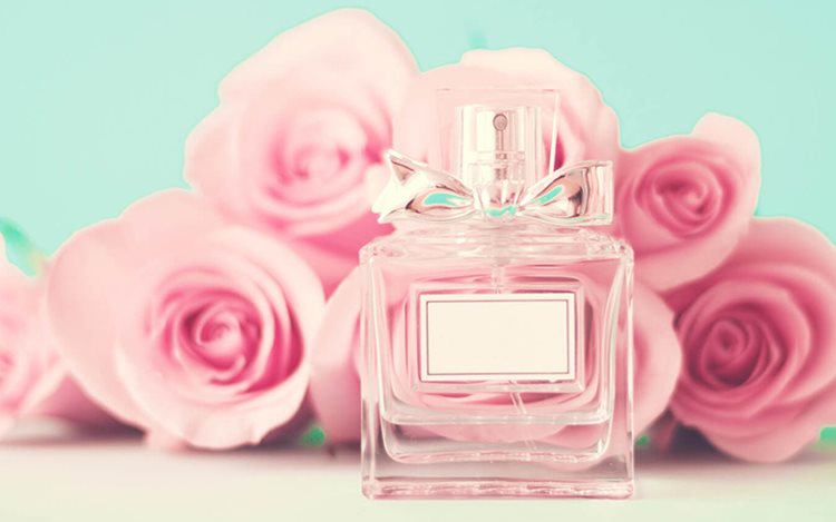 6عطر شیرین خاص دخترانه با ماندگاری بالا